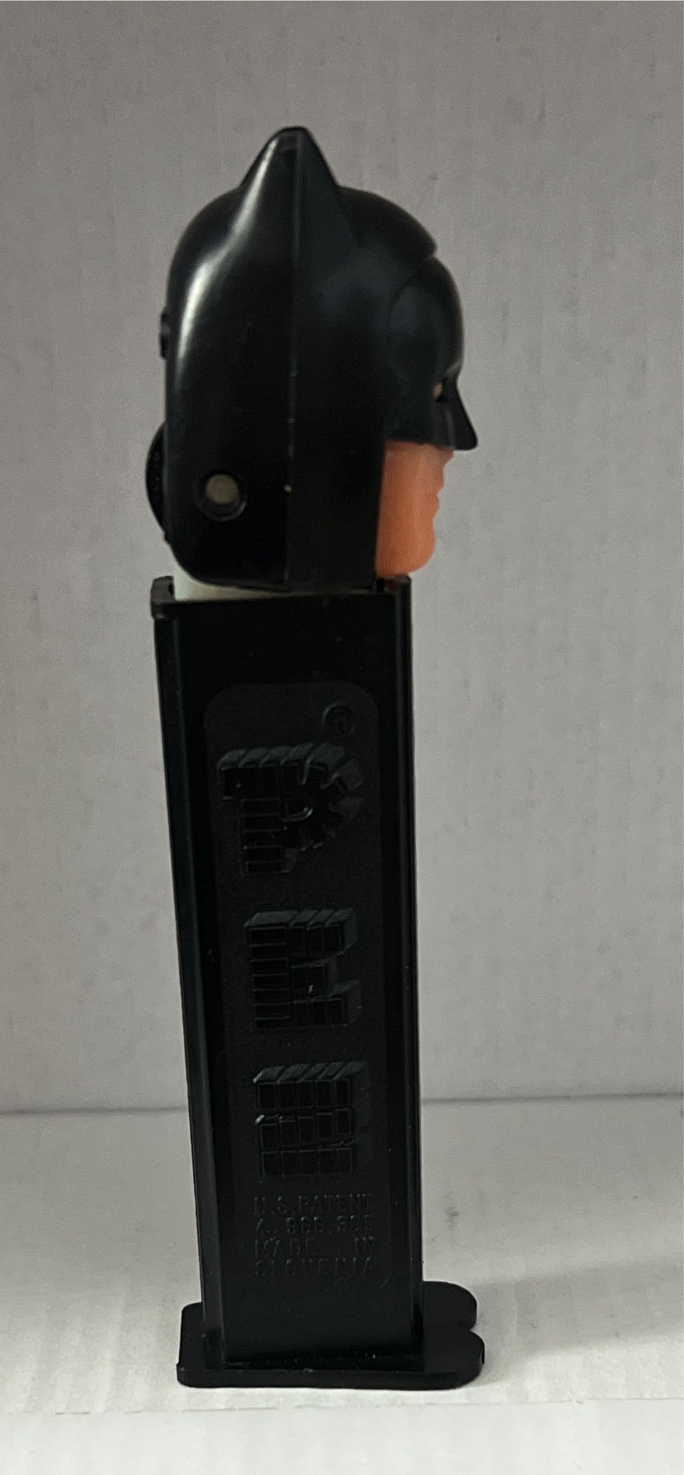 DC - Batman A (Black) - Books & Comics - DC pez collectible - Main Image 2