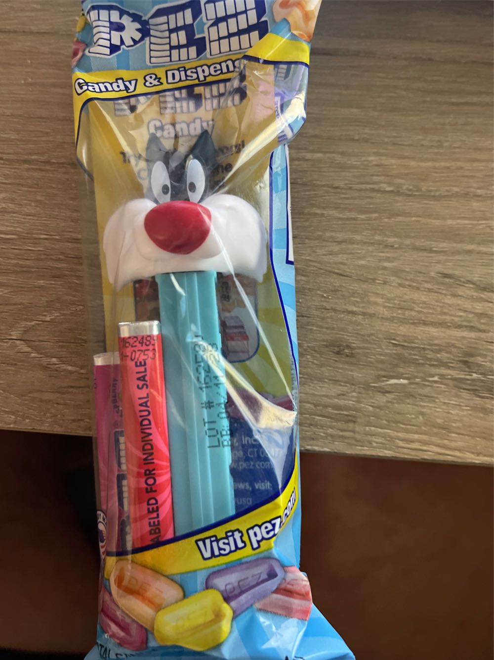 Sylvester - Looney Tunes pez collectible - Main Image 2