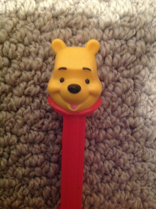 Winnie the Pooh with tongue - Winnie The Pooh pez collectible - Main Image 1