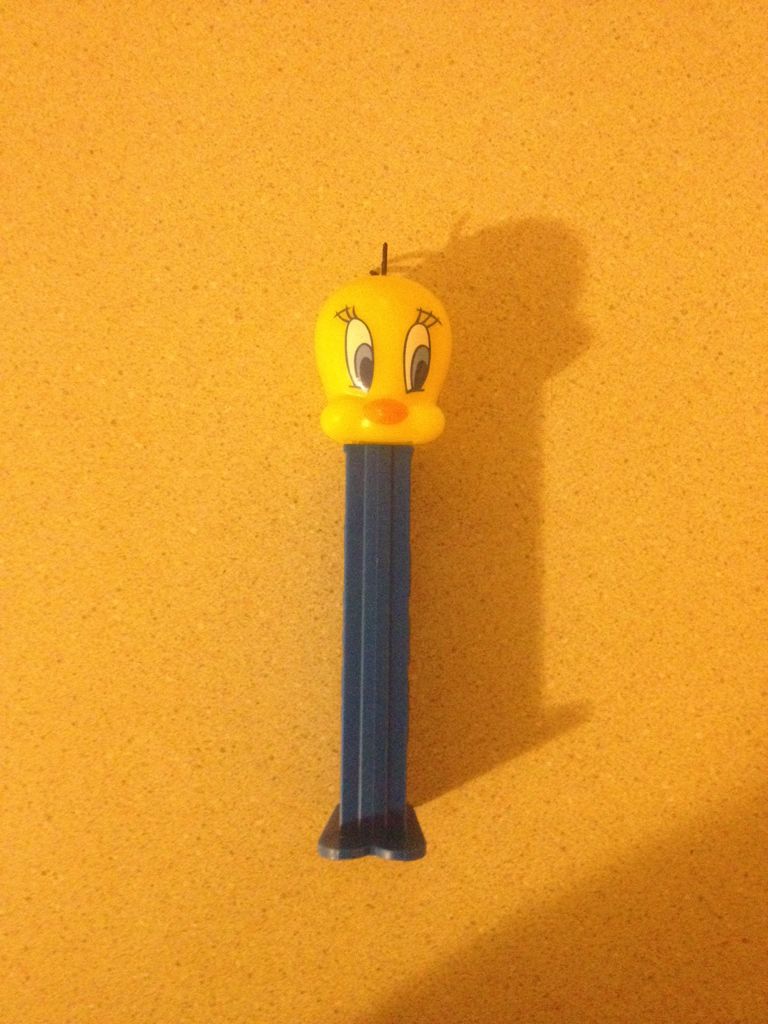Tweety - Blue Stem - Looney Tunes pez collectible - Main Image 2