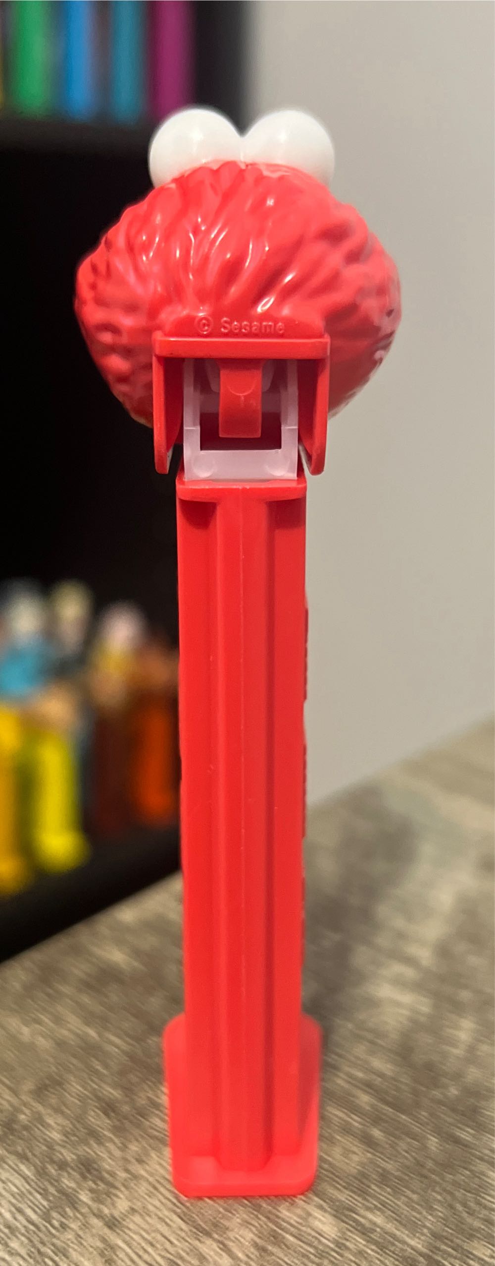 Elmo - Sesame Street pez collectible - Main Image 3