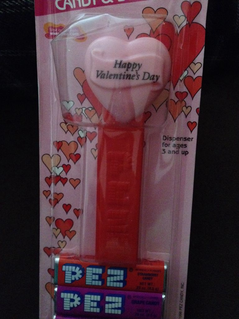 Valentine’s Day - Valentine’s Day pez collectible - Main Image 2