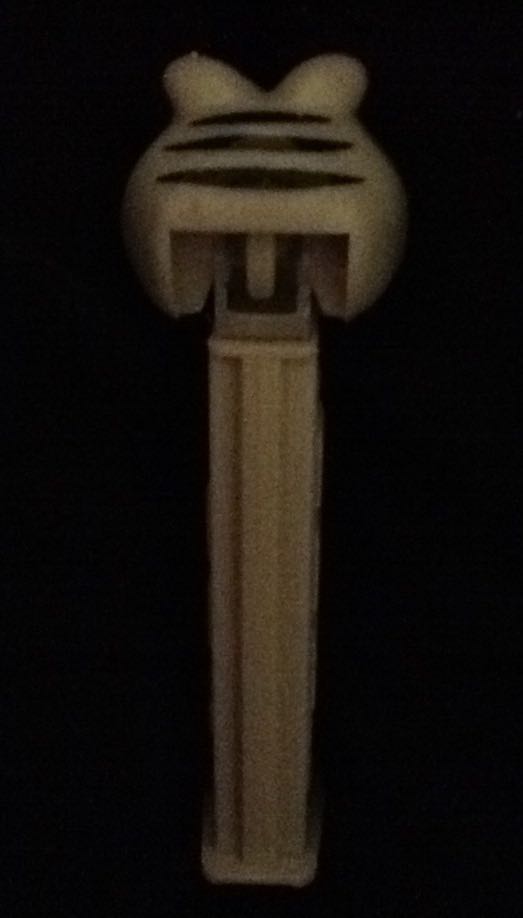 Nermal - Garfield pez collectible - Main Image 2