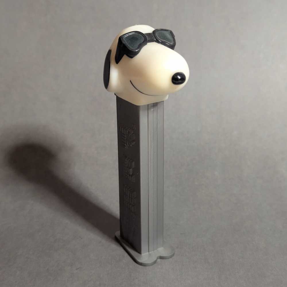Peanuts - Joe Cool B - Peanuts PEZ pez collectible - Main Image 2