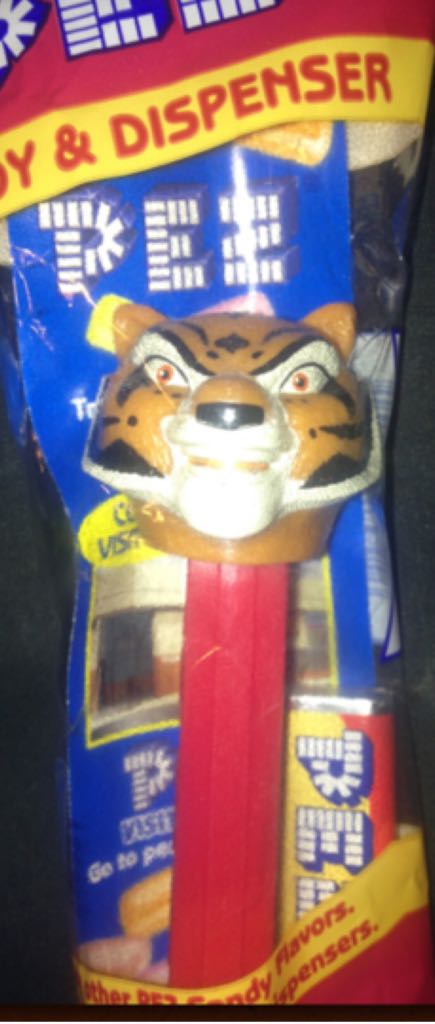 Master Tigress (2) - Kung Fu Panda (complete) pez collectible - Main Image 2