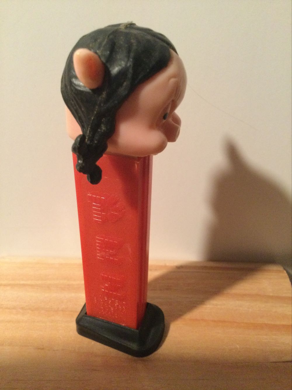 Petunia Pig Pez - Quasi Vintage pez collectible - Main Image 2