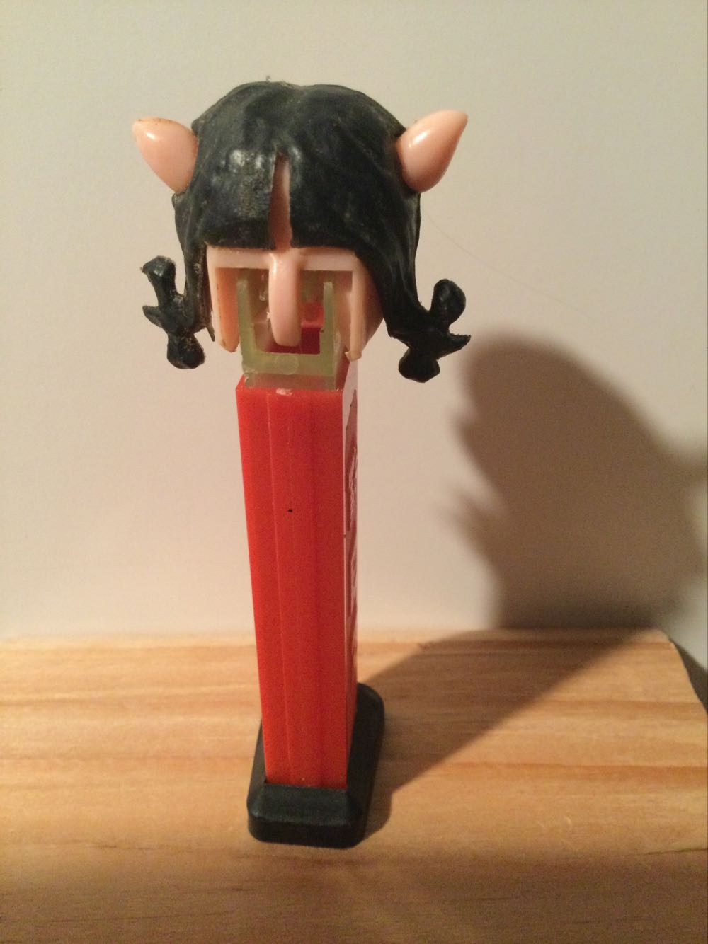 Petunia Pig Pez - Quasi Vintage pez collectible - Main Image 3