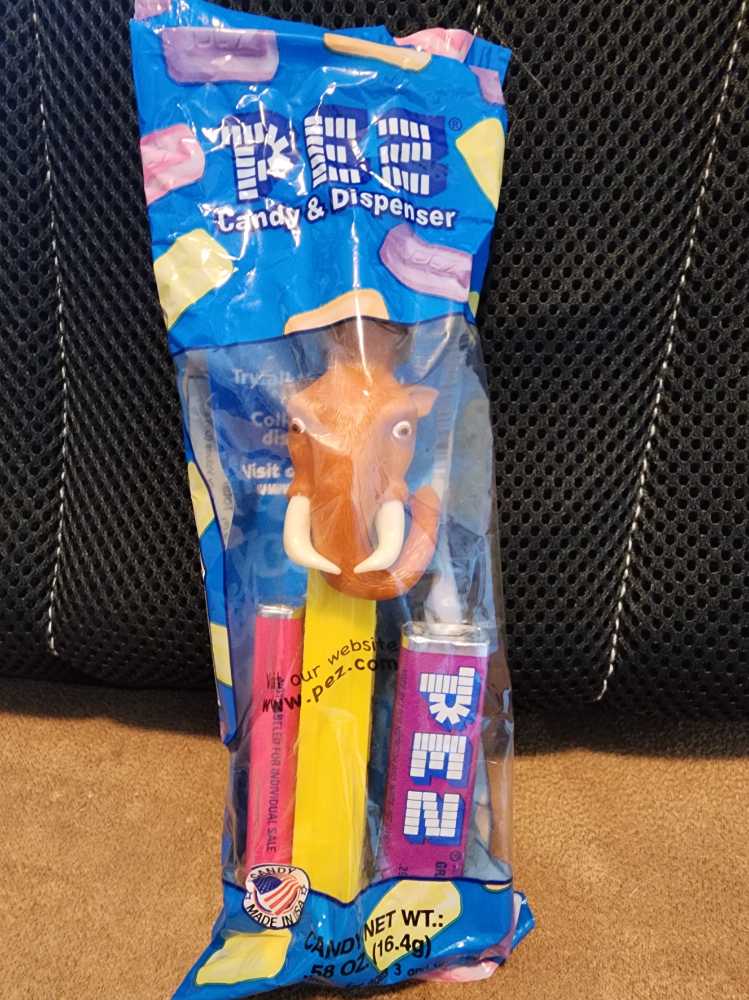 Ice Age 2 - Manny the Mastadon - Ice Age pez collectible - Main Image 2