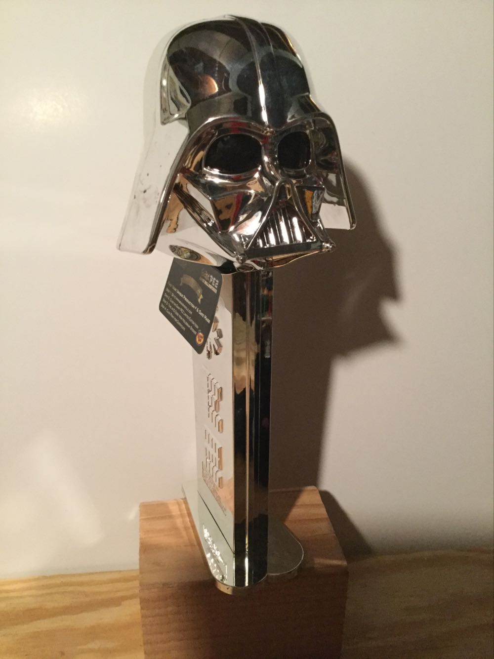 Giant Darth Vader Silver - Giant pez collectible - Main Image 2