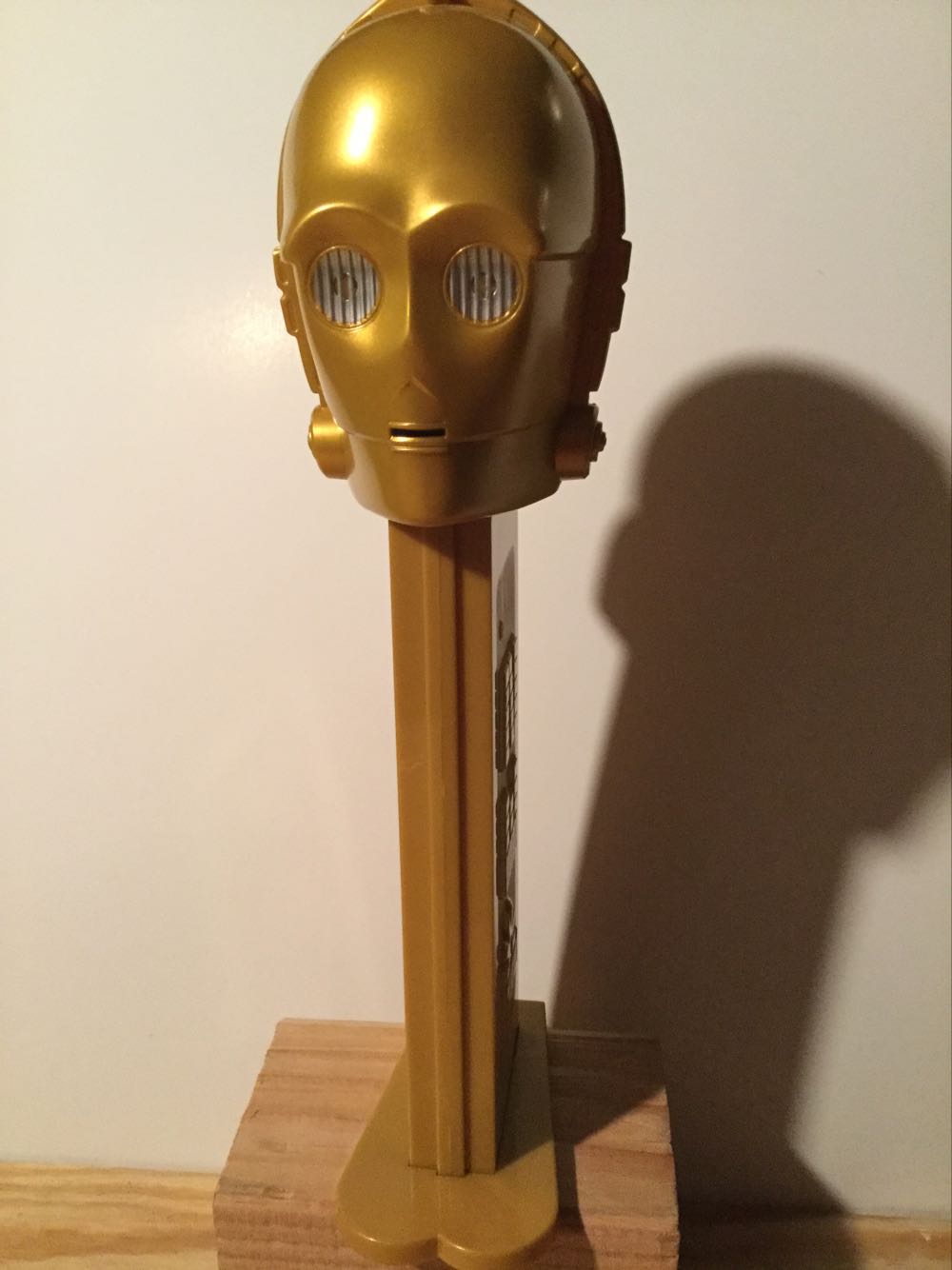 Star Wars Giant C3PO - Giant pez collectible - Main Image 2