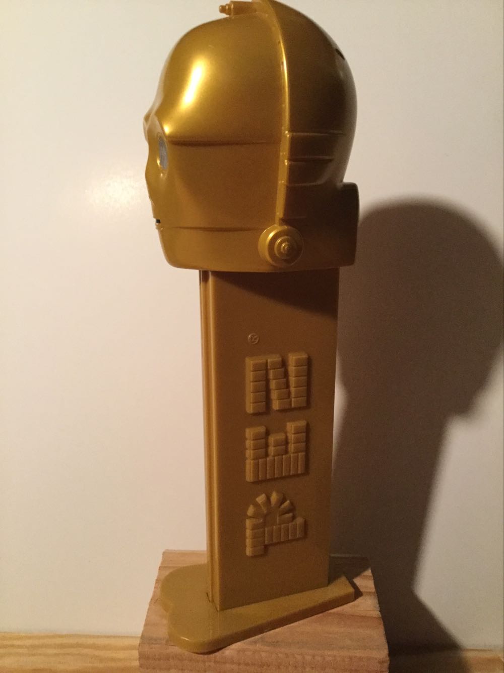 Star Wars Giant C3PO - Giant pez collectible - Main Image 3