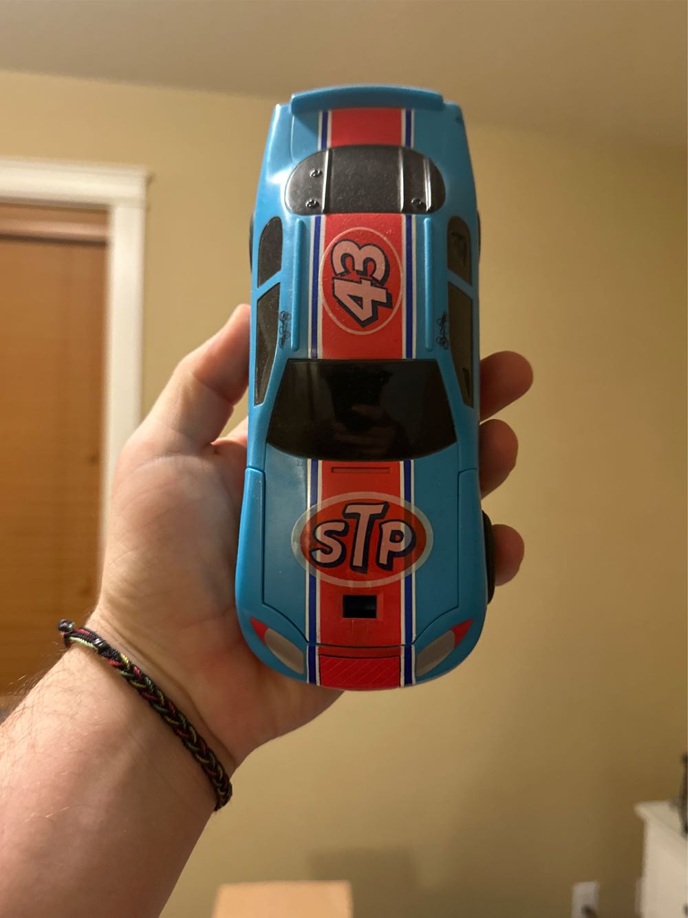 Pull And Go #43 - Sports pez collectible - Main Image 2