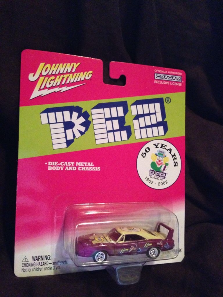 Cars 2 - Lightning McQueen Piston Cup