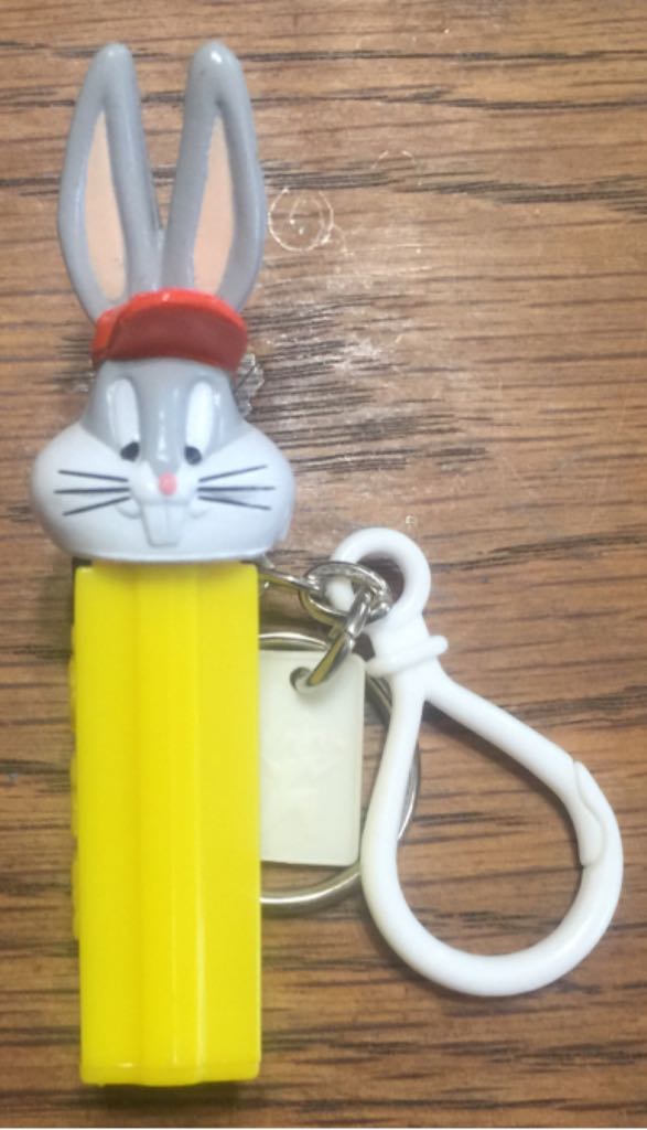 Bugs Bunny - Keychain pez collectible - Main Image 2