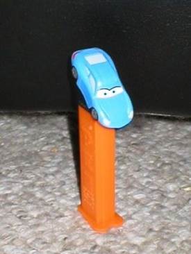 Sally The Porche - Disney / Pixar - Cars 2 - Pull & Go pez collectible - Main Image 1