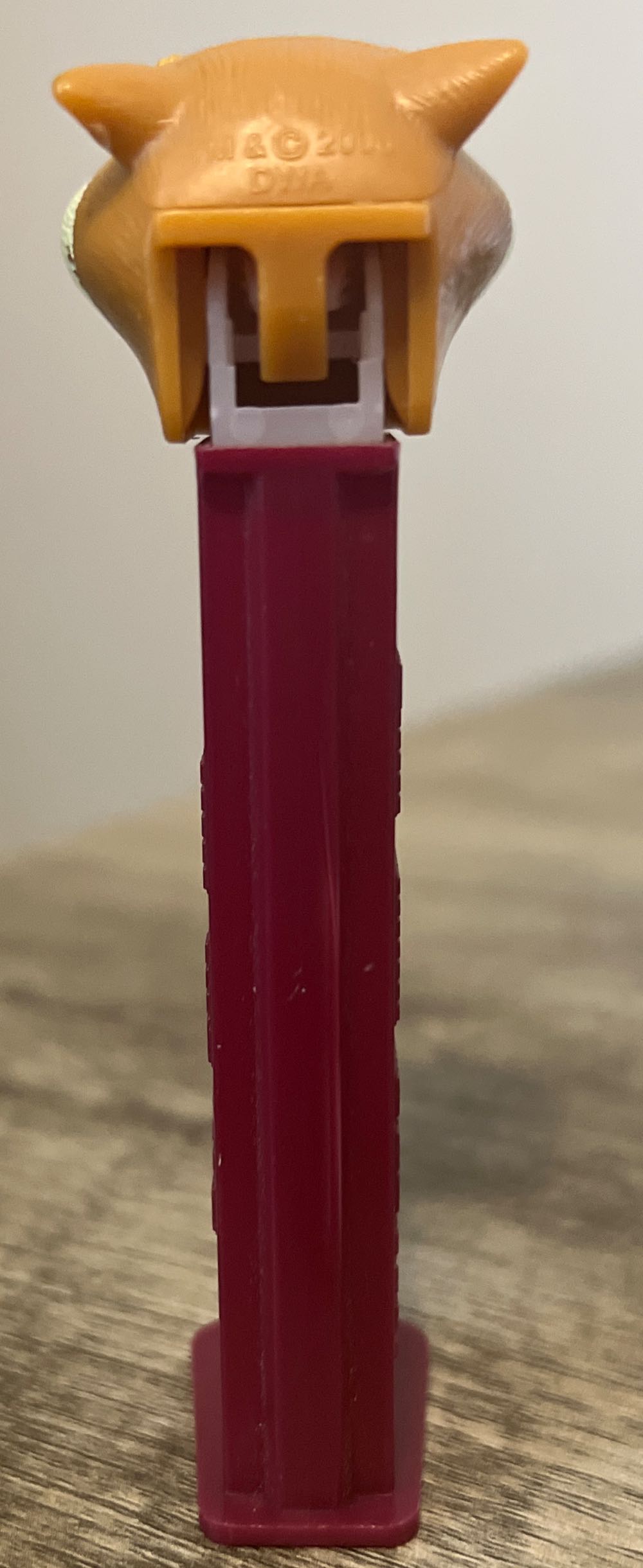 Hammy The Squirrel - Over The Hedge pez collectible - Main Image 3