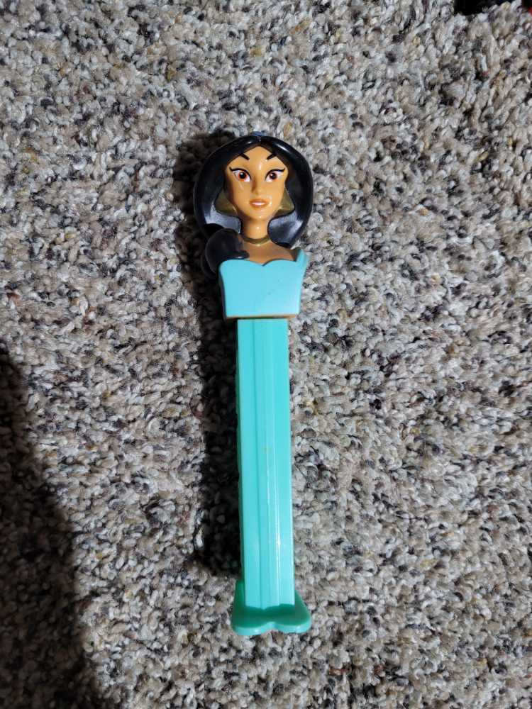 Princess Jasmine- Aladdin - Disney Princesses pez collectible - Main Image 2