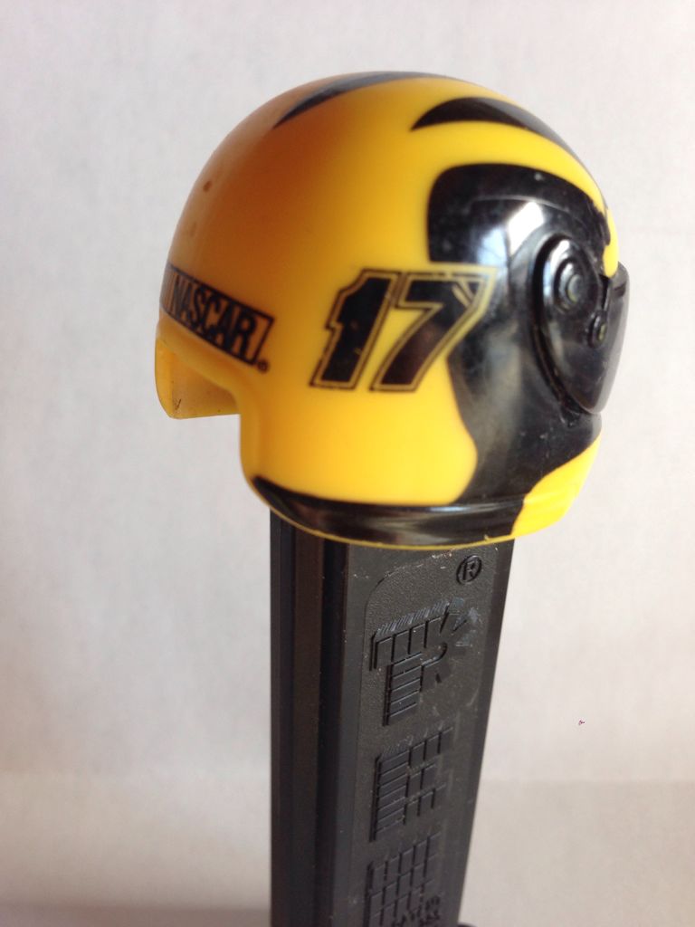 Nascar #17 Matt Kenseth Dewalt - Nascar Helmet pez collectible - Main Image 2