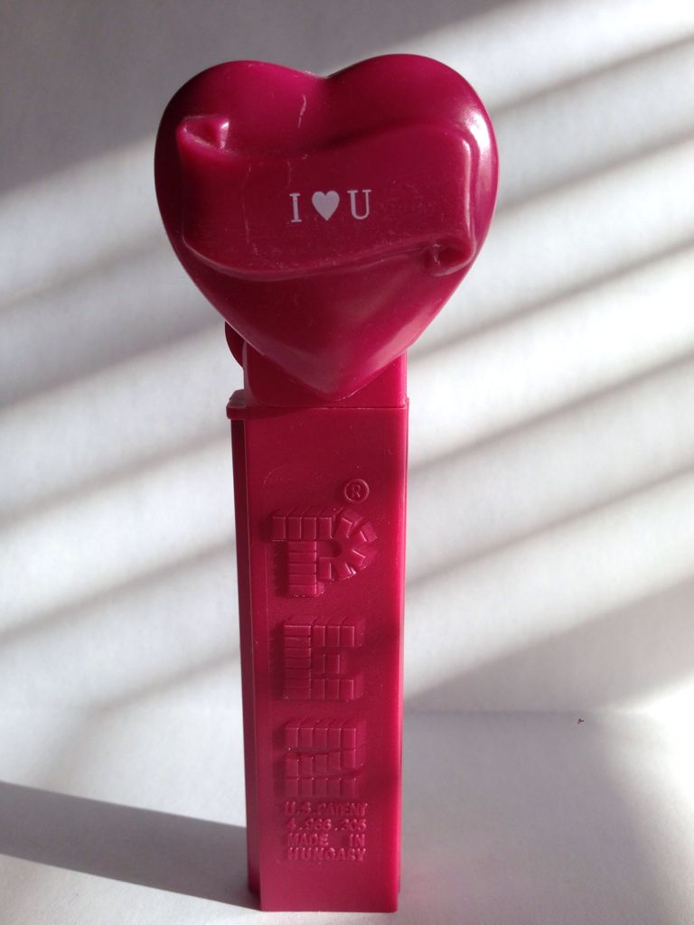 Hello Kitty Bow Skull