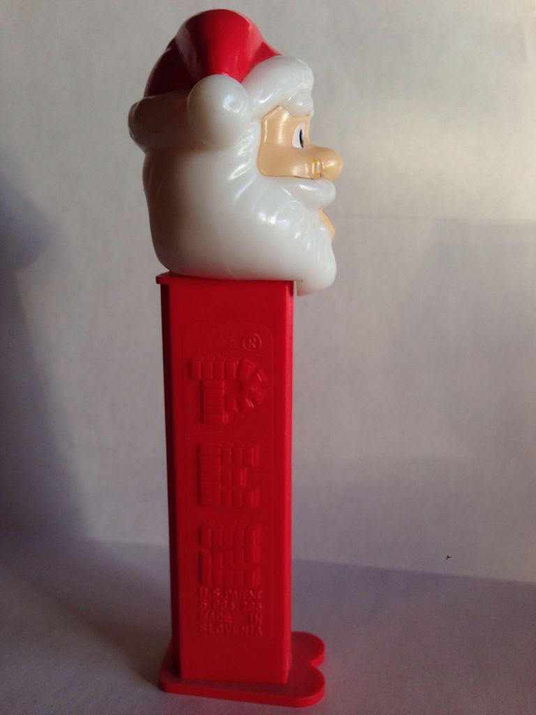 Santa E - Christmas pez collectible - Main Image 2