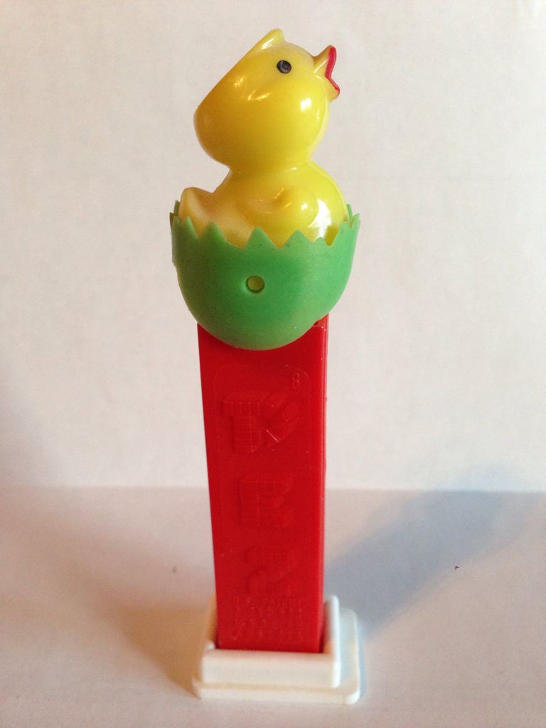 Chick In Egg B NF - Easter pez collectible - Main Image 2