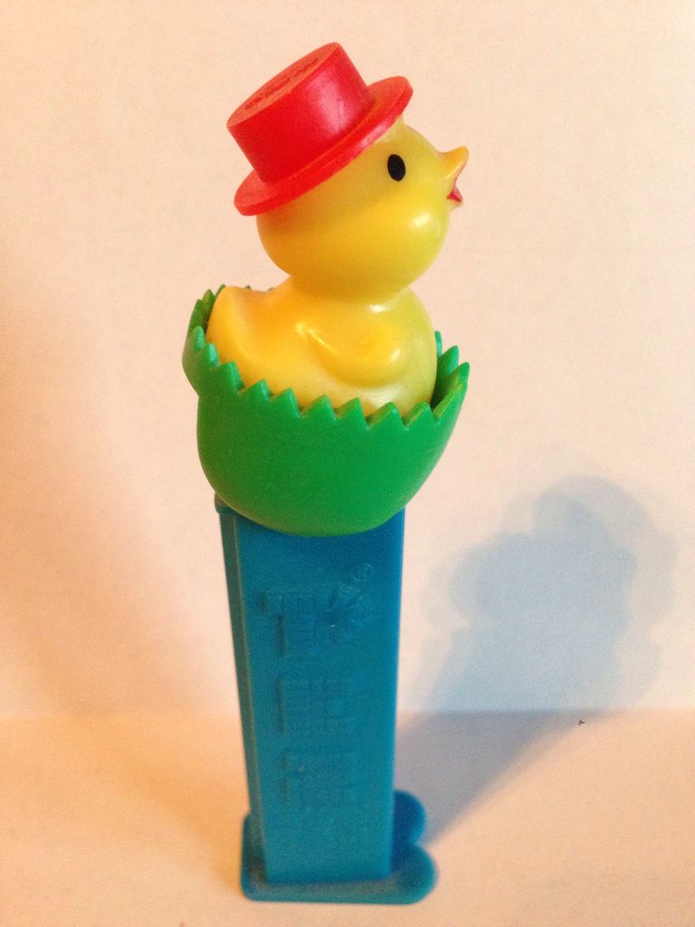 Chick In Egg C Green - Easter pez collectible - Main Image 2