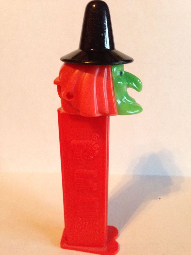 Halloween - Witch C NF - Halloween pez collectible - Main Image 2
