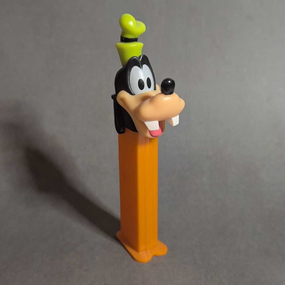 Disney Classic - Goofy G - Movies & TV - Disney pez collectible - Main Image 2