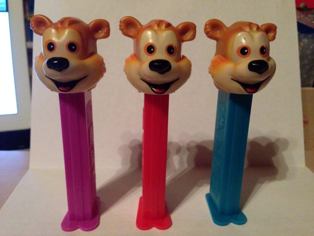 FAO Schwartz Bear - Businesses pez collectible - Main Image 2
