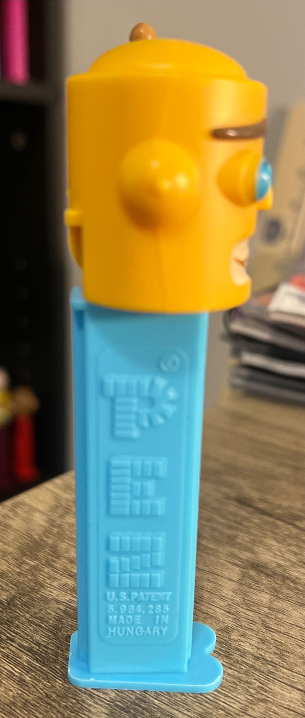 Carl The Robot - Meet the Robinsons pez collectible - Main Image 2