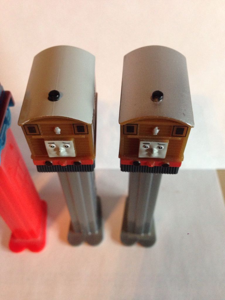 Thomas the Train - Thomas The Train pez collectible - Main Image 2