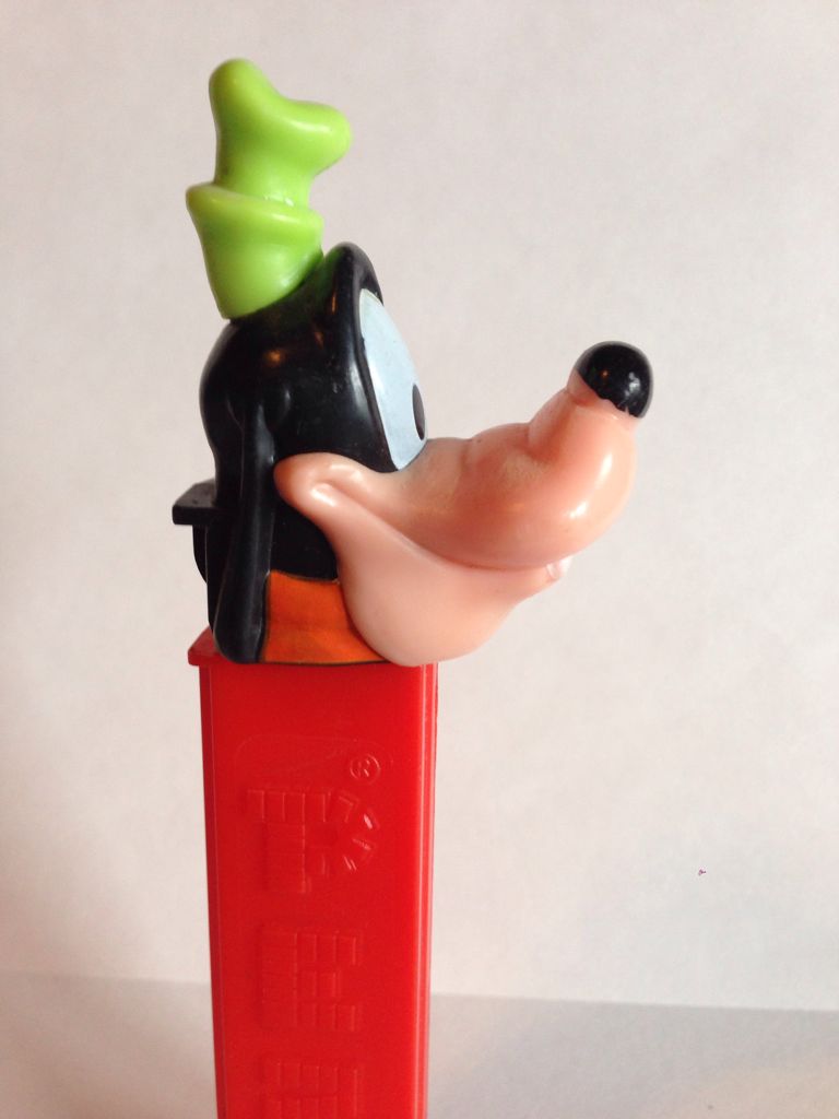 Goofy - E - Goofy pez collectible - Main Image 2