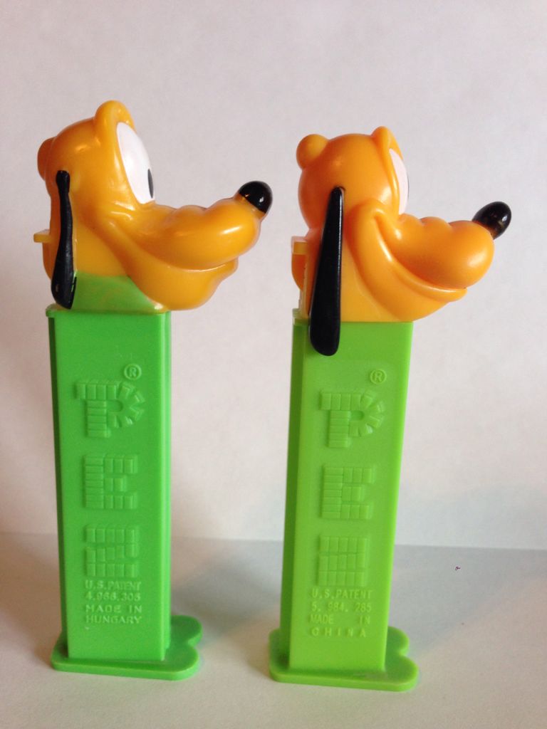 Pluto Clubhouse Mickey - Pluto pez collectible - Main Image 2