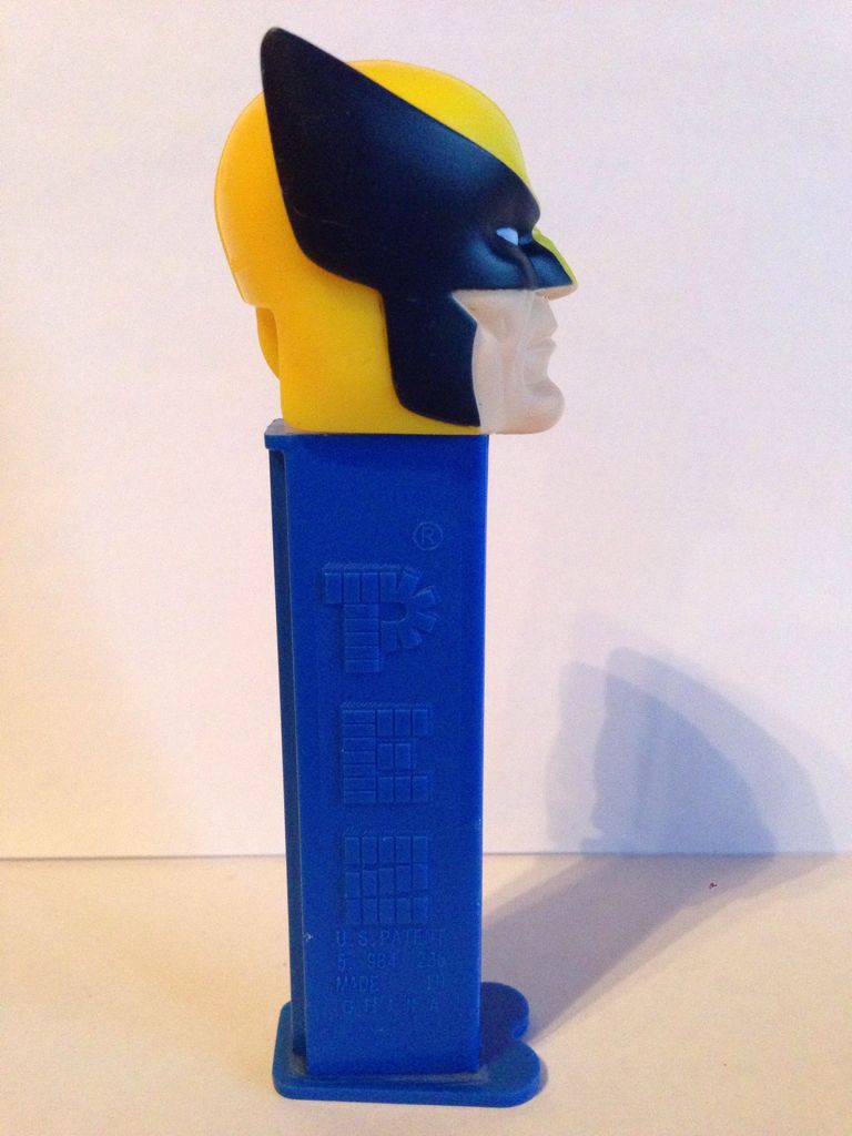 Wolverine B - Superhero Marvel pez collectible - Main Image 2