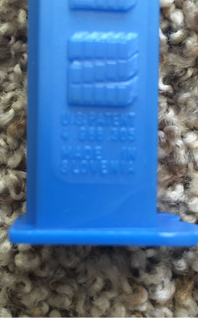 450- Short Mo Yosamite Sam - Warner Brothers pez collectible - Main Image 2