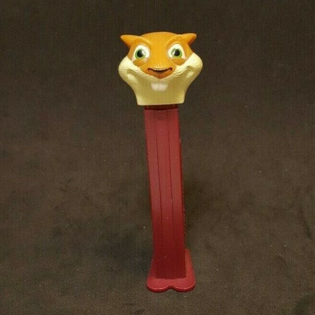 Over The Hedge Set - DreamWorks - Paramount - Over The Hedge pez collectible - Main Image 2