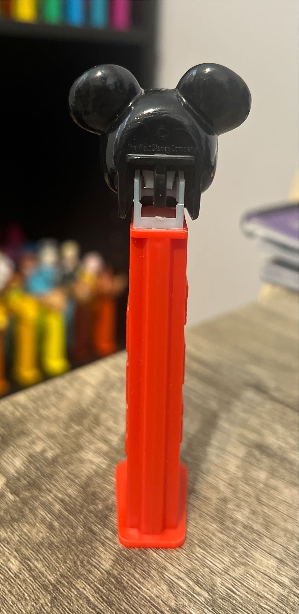 Disney Classic - Mickey Mouse E - Movies & TV - Disney pez collectible - Main Image 3