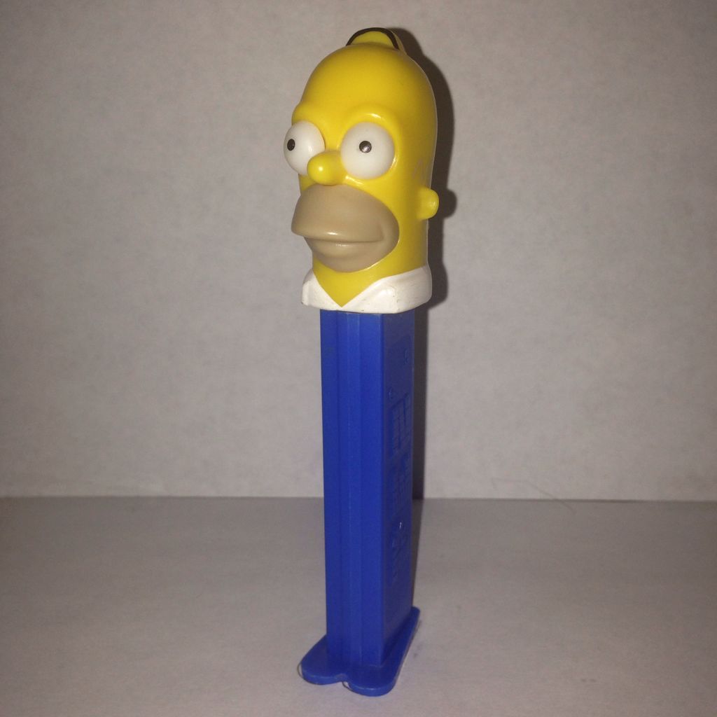 Trucks - Series D - Cab R1 - Red With Blue Cab