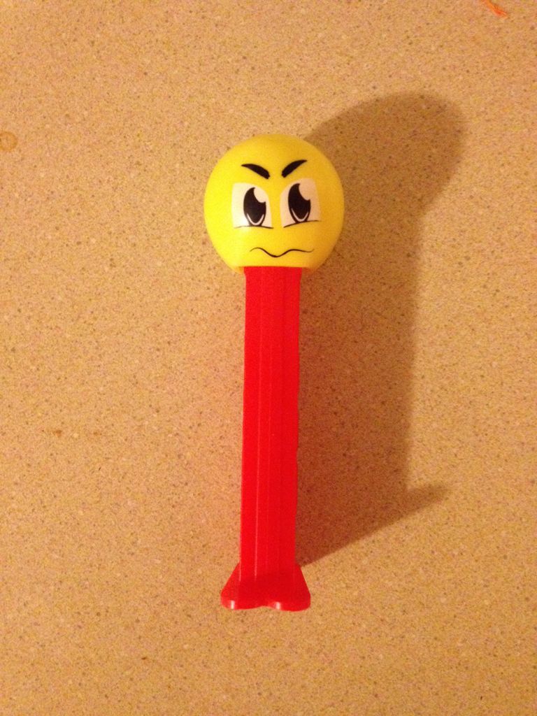 Grumpy Emoticon - Emoticons pez collectible - Main Image 2