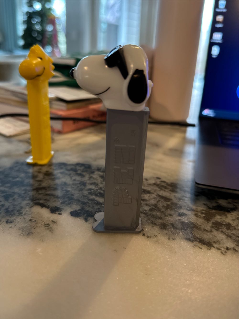 PEANUTS Joe Cool  pez collectible - Main Image 3