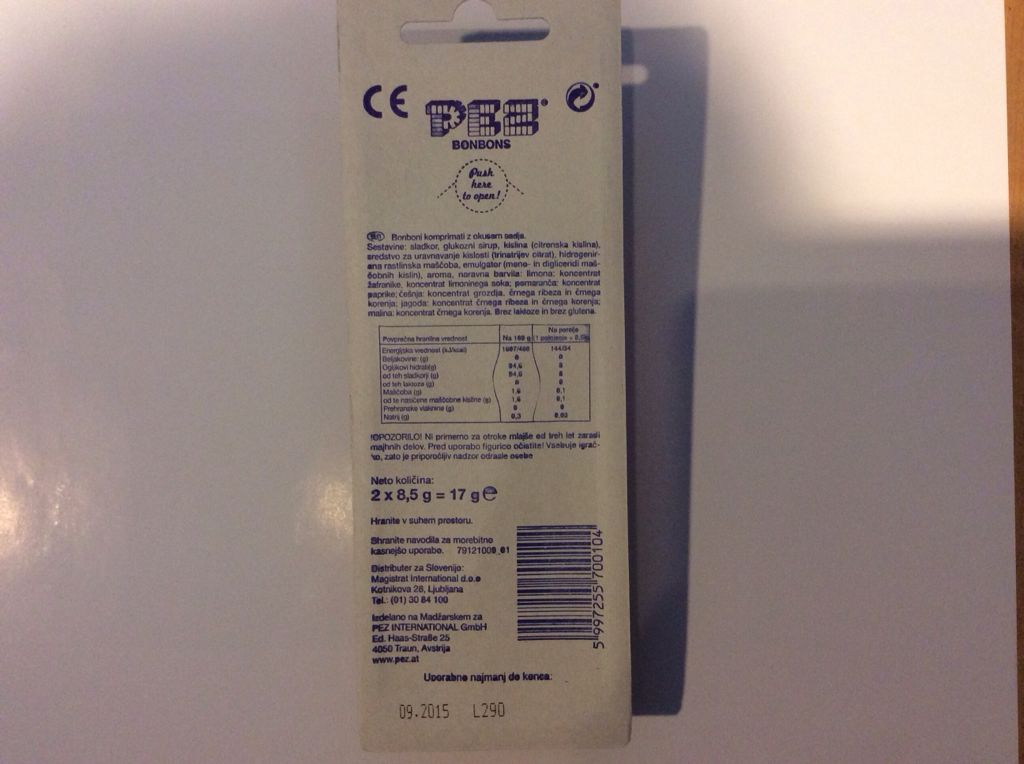 European Red - Angry Birds pez collectible - Main Image 2