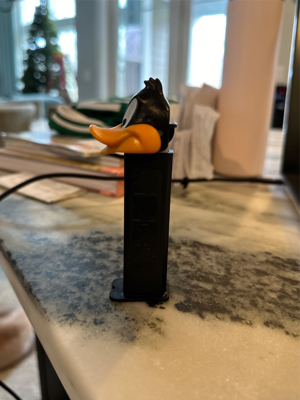 Looney Tunes Daffy Duck  pez collectible - Main Image 4