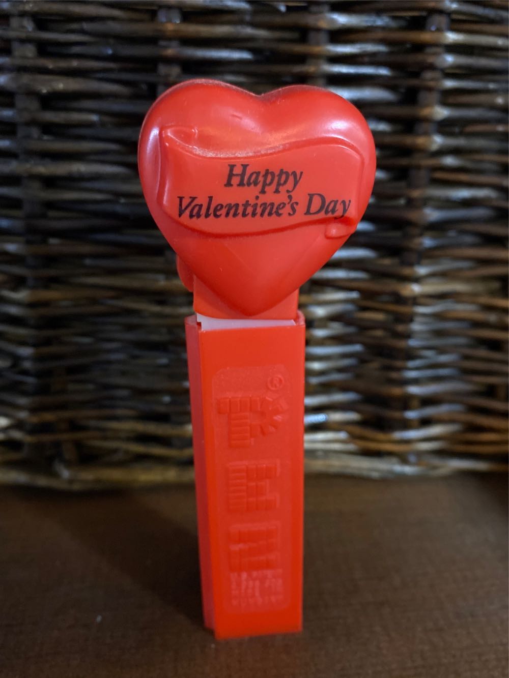 Valentine’s Day - Heart - Red - Happy Valentines Day pez collectible - Main Image 2