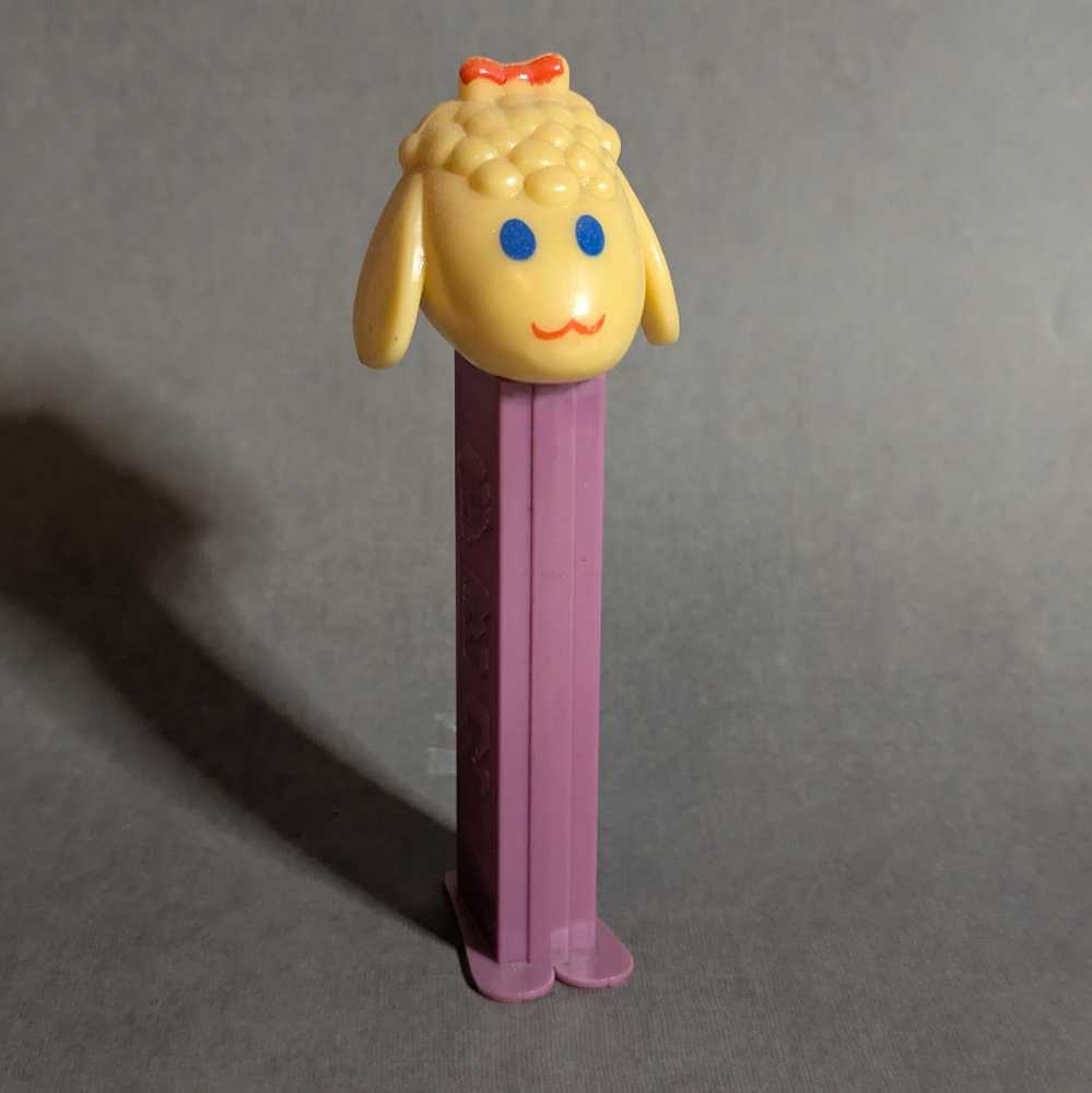 Easter - Lamb A Pupils - Holiday pez collectible - Main Image 2