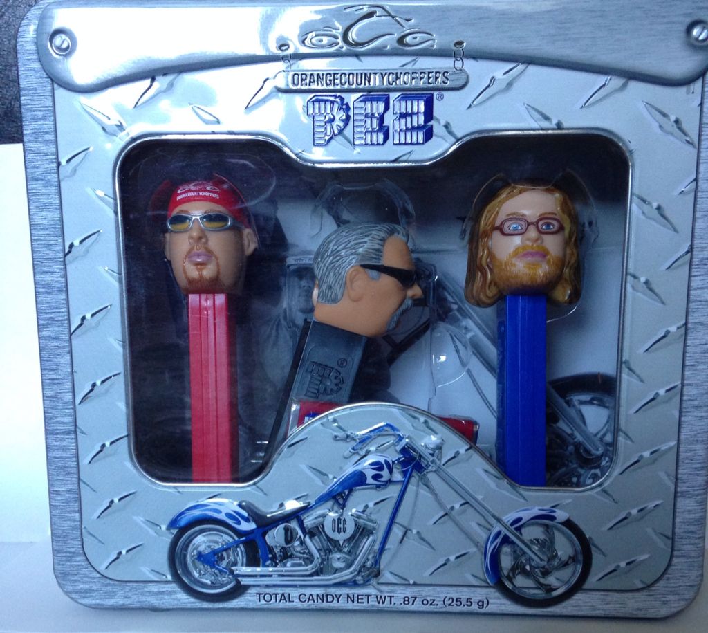 Trucks - Series D - R3 Cab - Blue With Green Cab