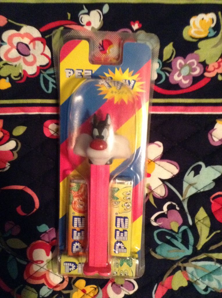 Hello Kitty - Full Body With Red Bow