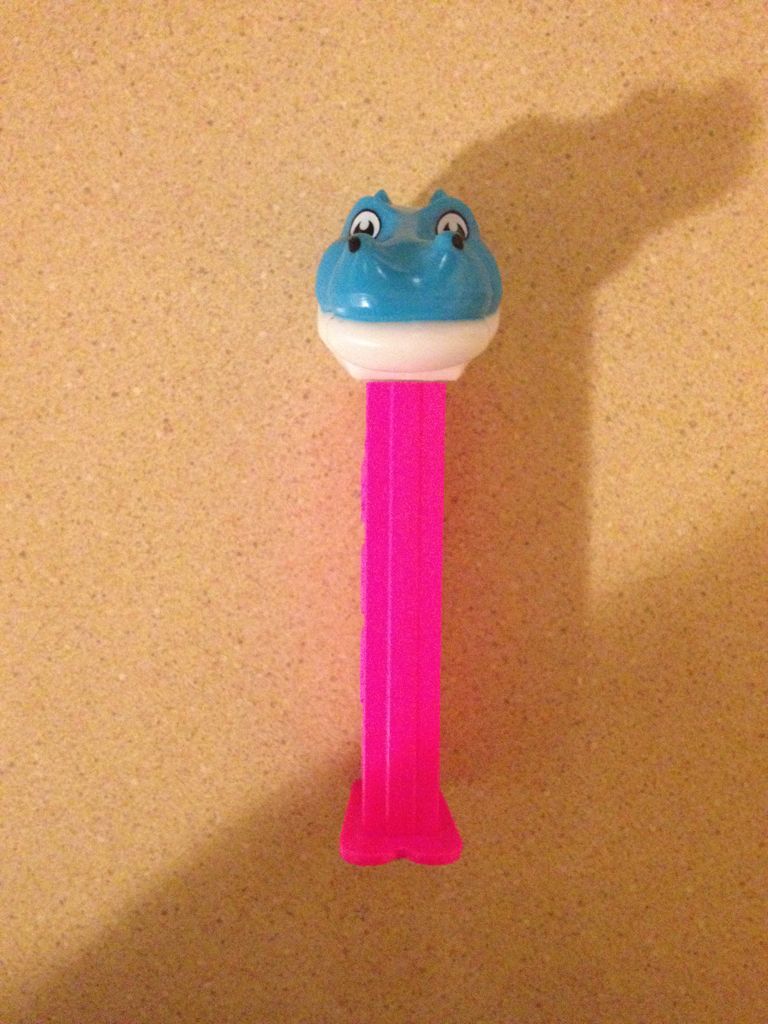 Hippo - Kooky Zoo pez collectible - Main Image 2