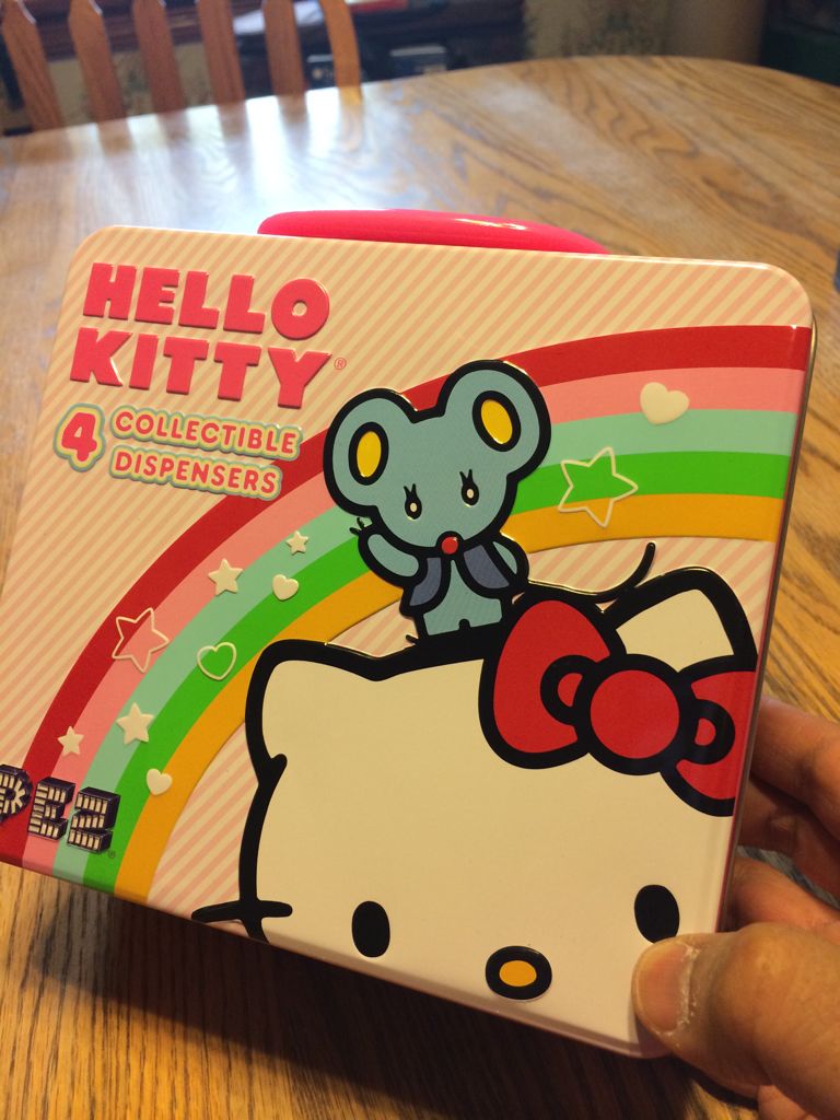 Hello Kitty Crystal Set - Hello Kitty pez collectible - Main Image 2