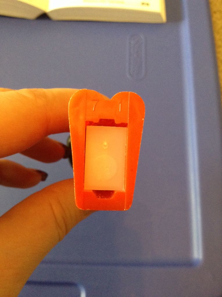 Peanuts- Lucy - PEANUTS pez collectible - Main Image 2