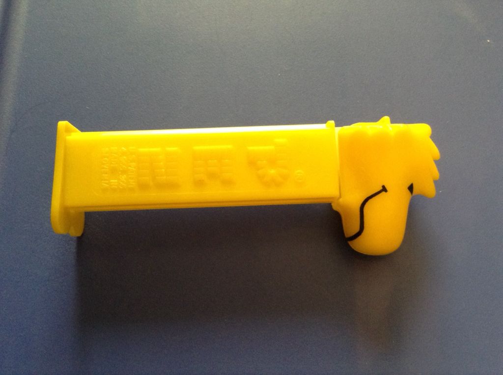 Mini Pez - Coach Whistle - Red Stem Blue And Yellow Whistle